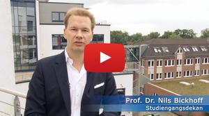 Im Video: Prof. Dr. Nils Bickhoff stellt das Bachelor-Fernstudium Sales und Management B.A. vor.